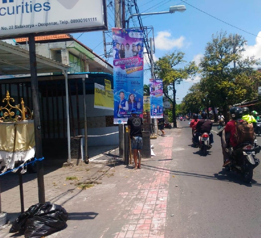 T Banner Event Undiknas