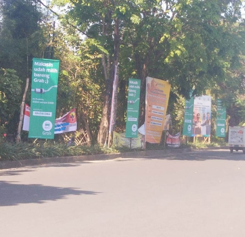 T Banner Grab